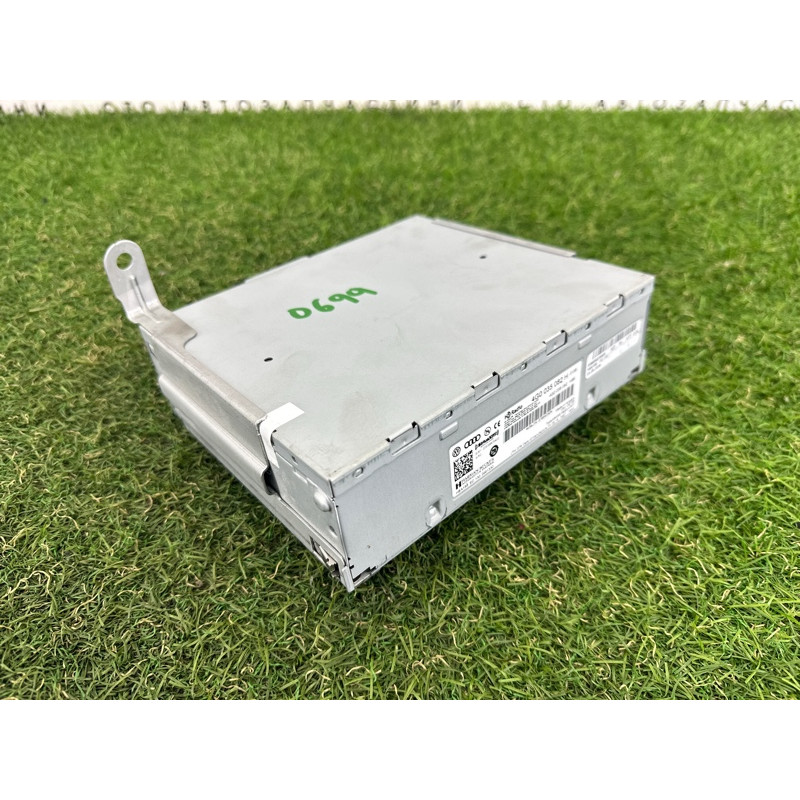 Блок радиоприемника (электрика / блок управления) Volkswagen Touareg NF 2015 3.6 CGRA 4G0035080H