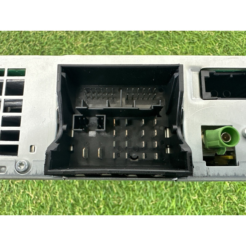 Блок радиоприемника (электрика / блок управления) Volkswagen Touareg NF 2015 3.6 CGRA 4G0035080H