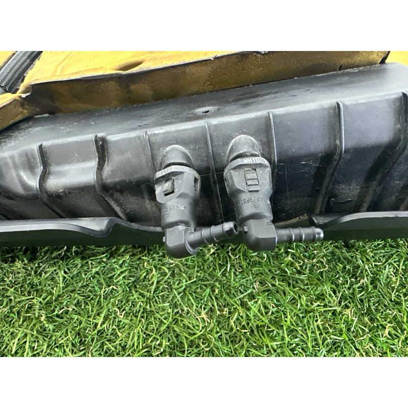 Декоративная крышка двигателя (двигатель и элементы) BMW 7-series F01 2011 3.0 N54 11127578858