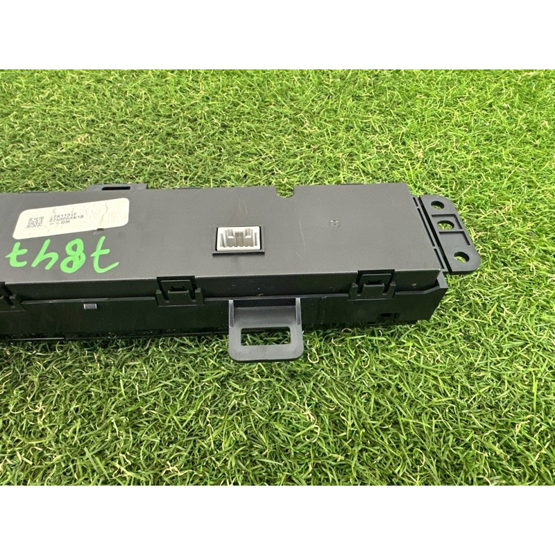 Блок управления климат-контролем (электрика / блок управления) Nissan Rogue T33 2021 2.5 PR25DD 275006RK1B