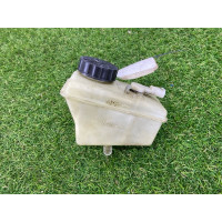 Бачок тормозной жидкости