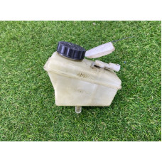 Бачок тормозной жидкости