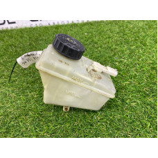 Бачок тормозной жидкости