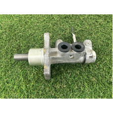 Главный тормозной цилиндр