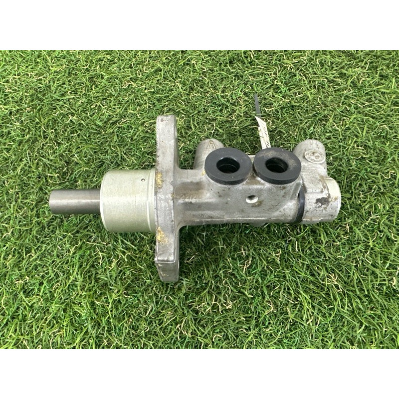 Главный тормозной цилиндр (тормозная система) BMW 3-series E46