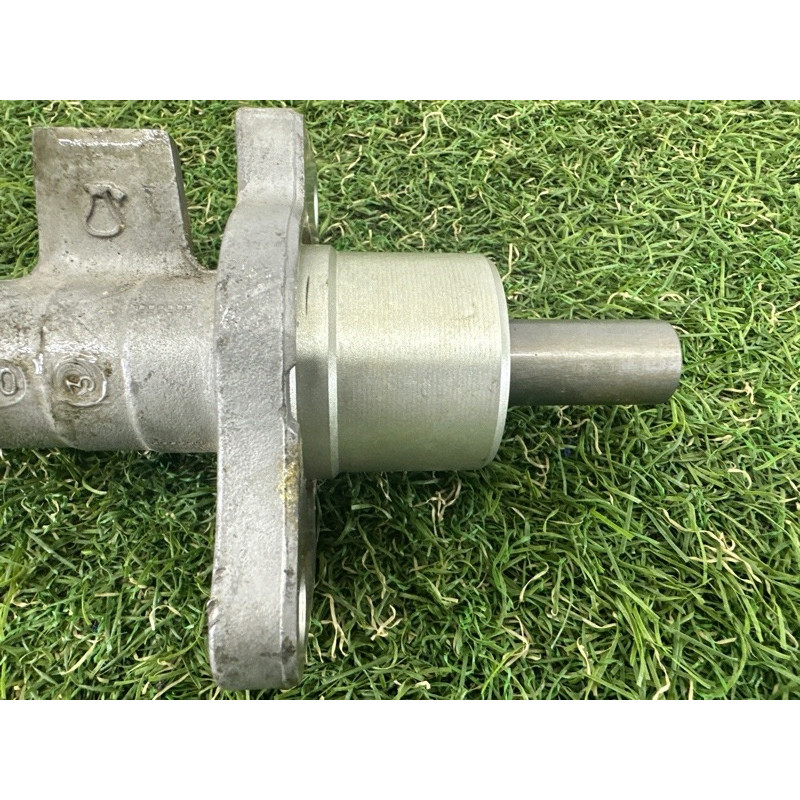 Главный тормозной цилиндр (тормозная система) BMW 3-series E46