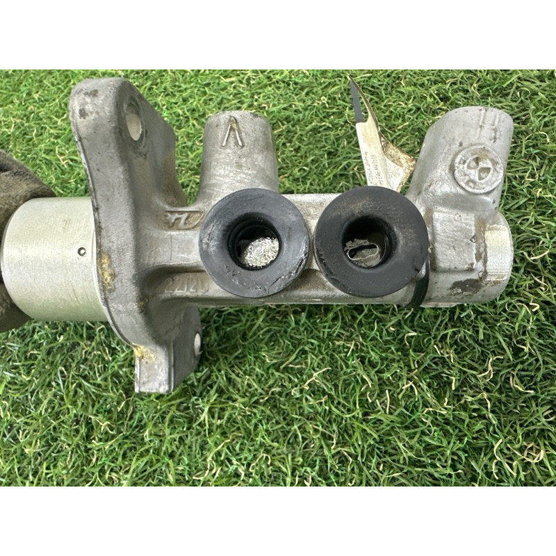 Главный тормозной цилиндр (тормозная система) BMW 3-series E46