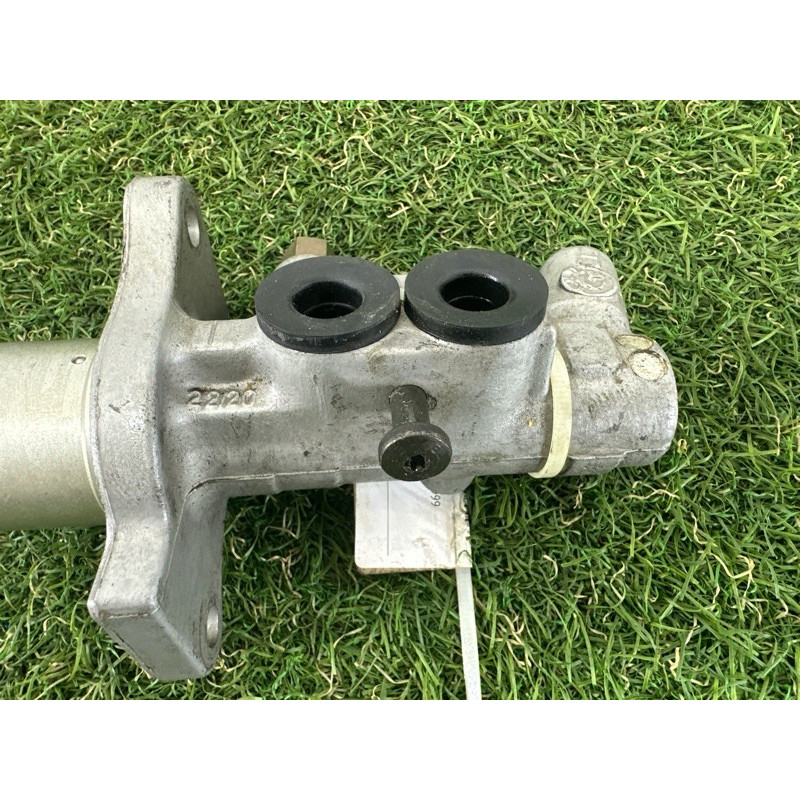 Главный тормозной цилиндр (тормозная система) BMW 3-series E46 1999 M47D20