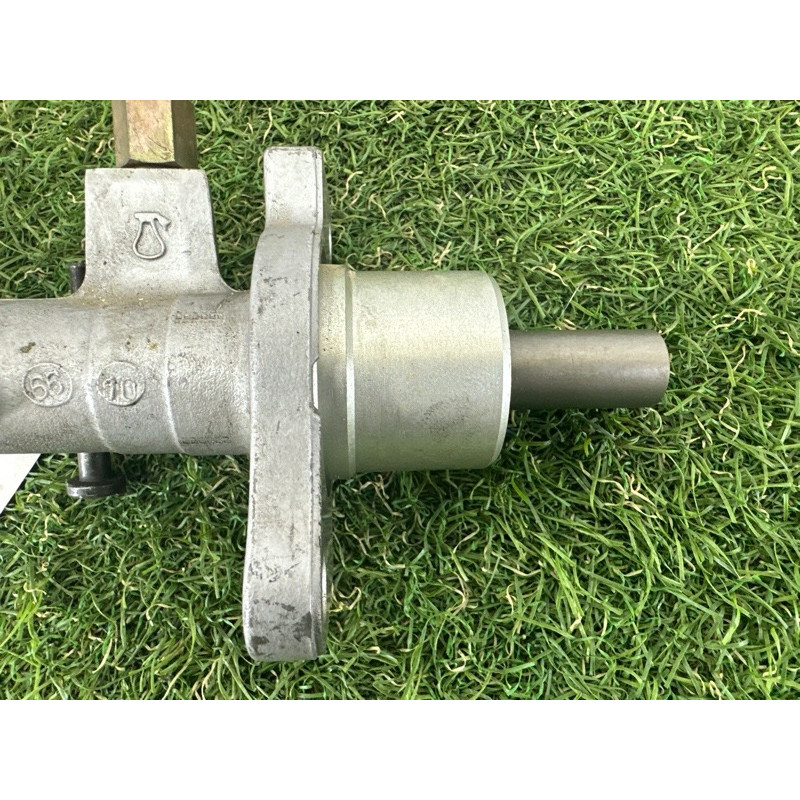 Главный тормозной цилиндр (тормозная система) BMW 3-series E46 1999 M47D20