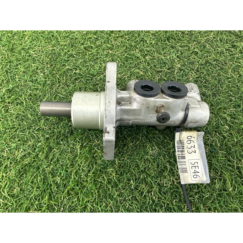 Главный тормозной цилиндр (тормозная система) BMW 3-series E46 M43b18