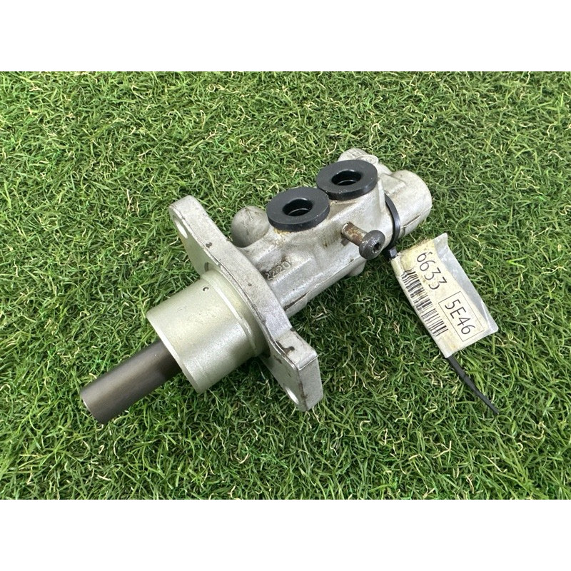 Главный тормозной цилиндр (тормозная система) BMW 3-series E46 M43b18