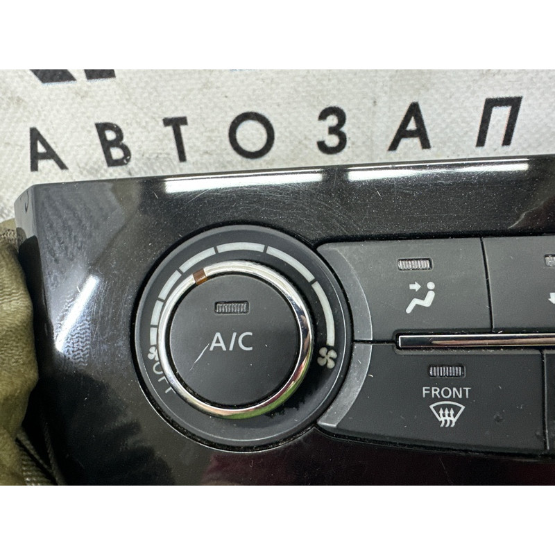 Блок управления климат-контролем (электрика / блок управления) Nissan Rogue T32 2016 2.5 QR25DE 275004BB0C