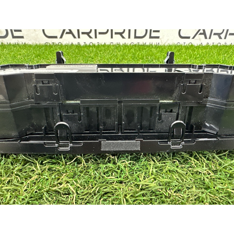 Блок управления климат-контролем (электрика / блок управления) Nissan Rogue T32 2016 2.5 QR25DE 275004BB0C