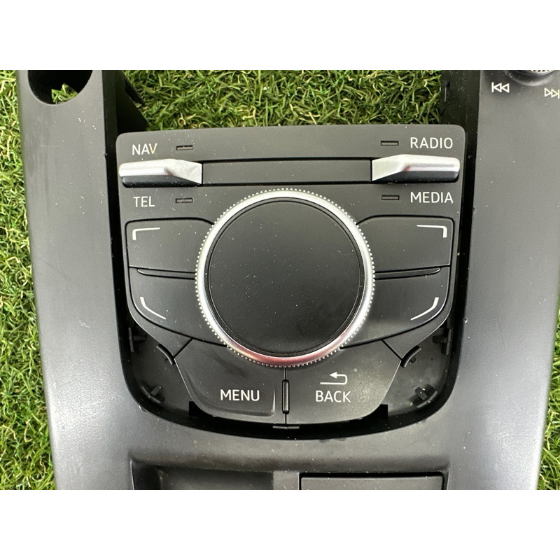 Блок кнопок мультимедиа (электрика / блок управления) AUDI A3 8V 2015 1.8 CNSB 8V0919614Q