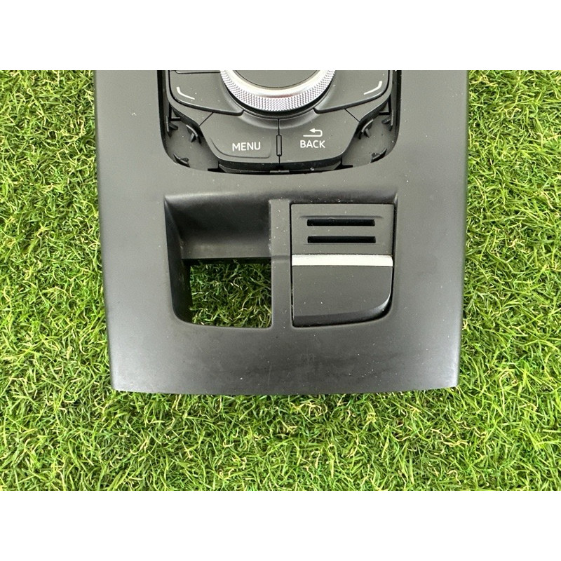 Блок кнопок мультимедиа (электрика / блок управления) AUDI A3 8V 2015 1.8 CNSB 8V0919614Q