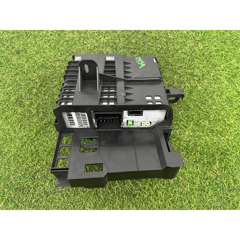 Блок радиоприемника (электрика / блок управления) AUDI Q5 8R 2012 2.0 CAEB 4G0035080C