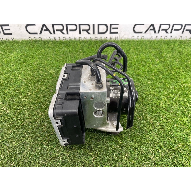 Блок abs (тормозная система) Volkswagen Touareg NF 2015 3.6 CGRA 7P0614517R