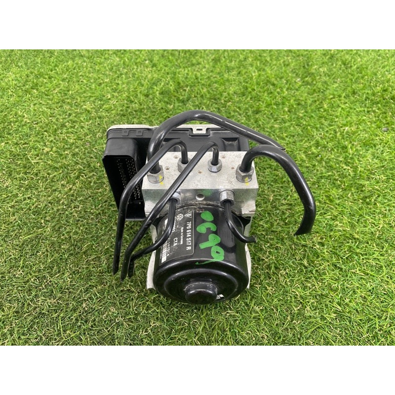 Блок abs (тормозная система) Volkswagen Touareg NF 2015 3.6 CGRA 7P0614517R