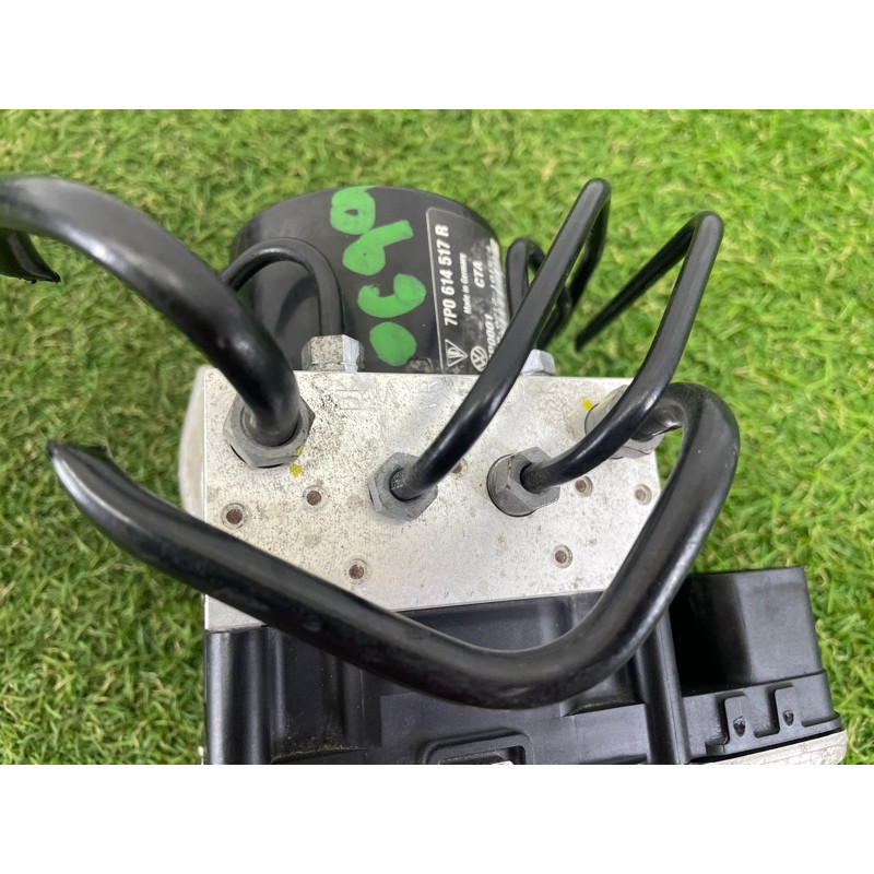 Блок abs (тормозная система) Volkswagen Touareg NF 2015 3.6 CGRA 7P0614517R