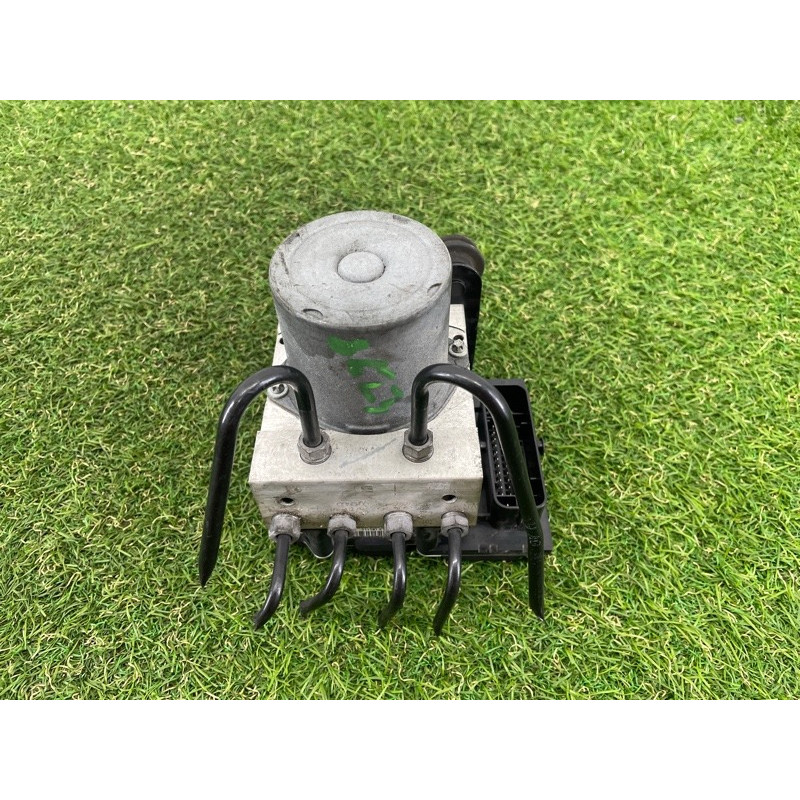 Блок abs (тормозная система) AUDI A4 B8 2012 2.0 CAEB 8K0614517EK