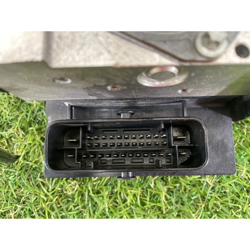 Блок abs (тормозная система) AUDI A4 B8 2012 2.0 CAEB 8K0614517EK