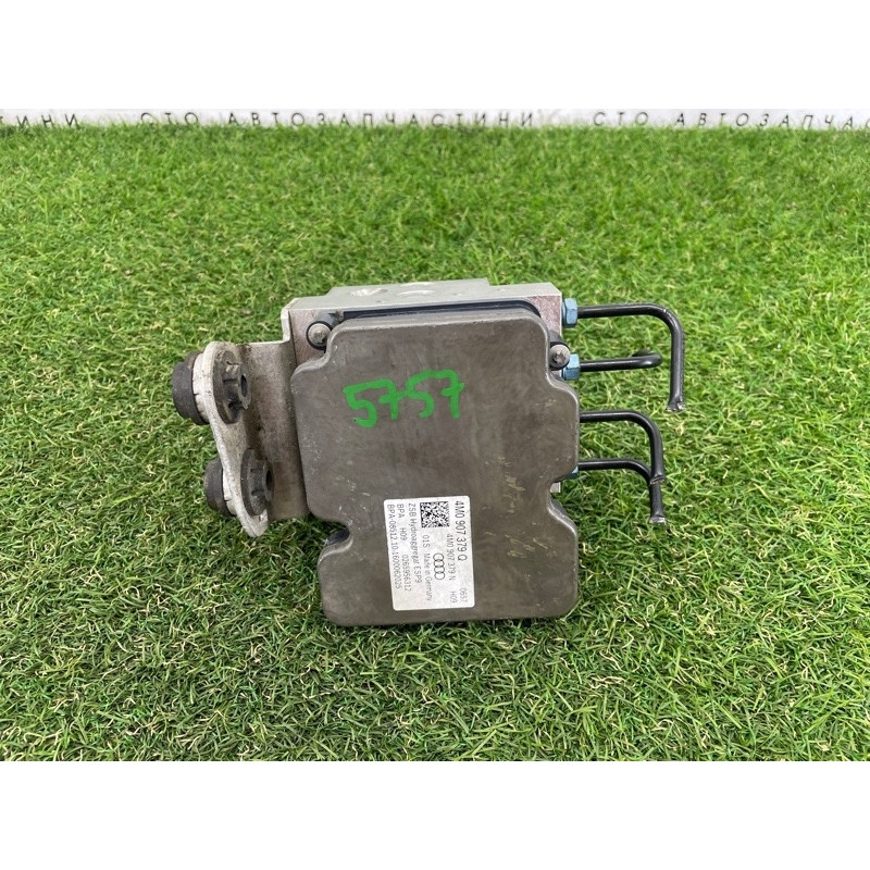 Блок abs (тормозная система) AUDI Q7 4M 2017 3.0 CREC 4M0614517AA