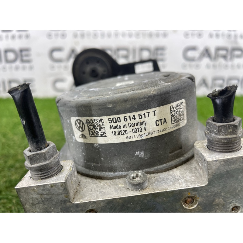Блок abs (тормозная система) AUDI A3 8V 2015 1.8 CNSB 5Q0614517T