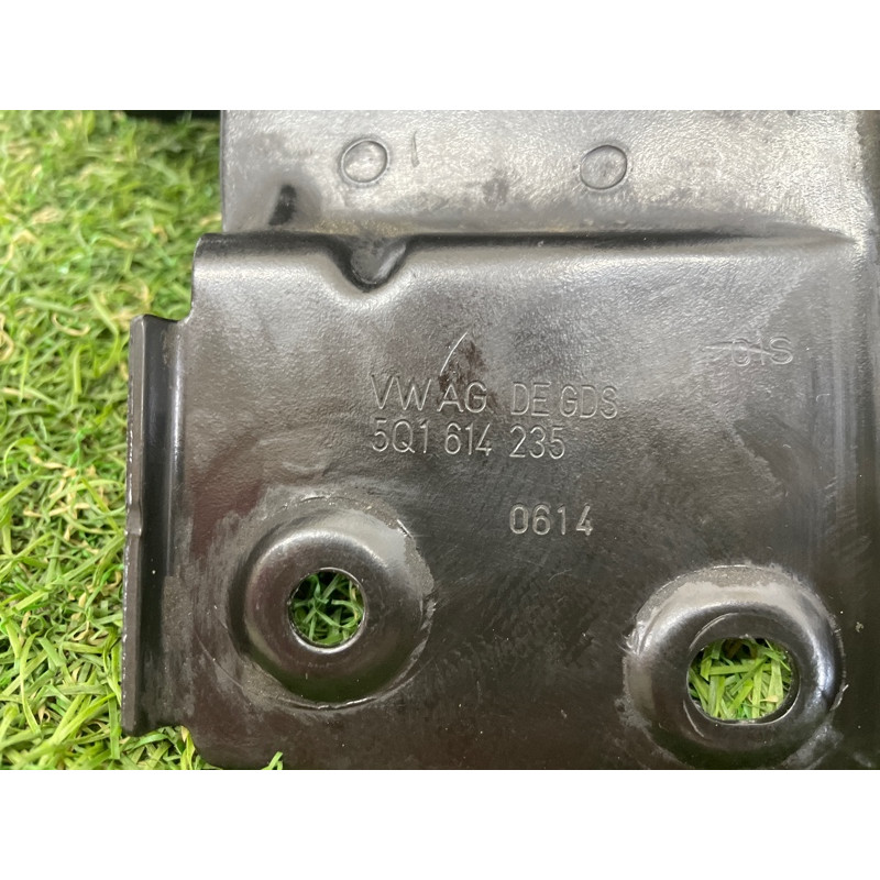 Блок abs (тормозная система) AUDI A3 8V 2015 1.8 CNSB 5Q0614517T