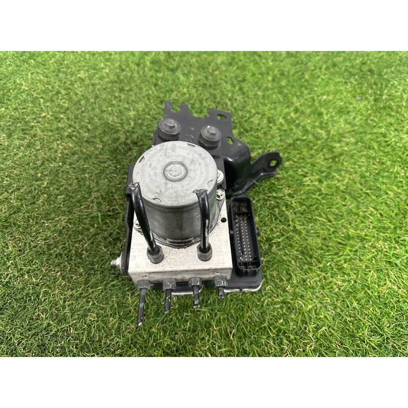 Блок abs (тормозная система) Nissan Rogue T33 2021 2.5 PR25DD 476606RR5F