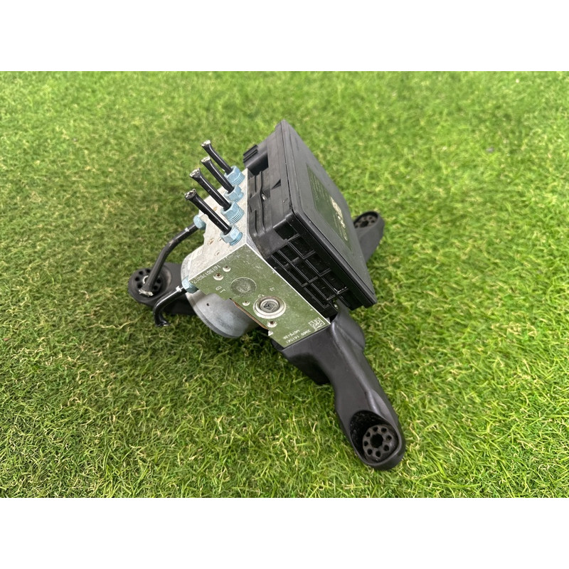 Блок abs (тормозная система) BMW X1 F48 2016 2.0 B46B20 34515A374B1