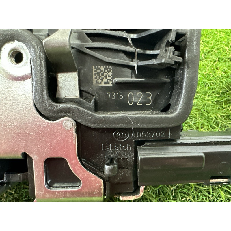 Замок дверей (кузов і елементи) BMW X5 E70 2013-2015 3.0 51225A36E85