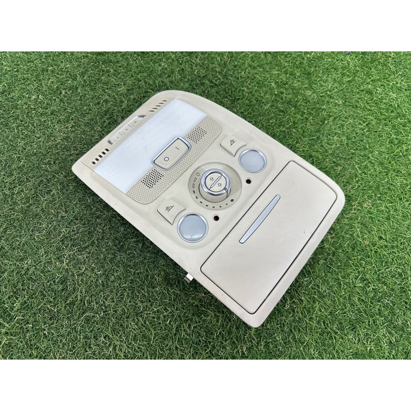 Плафон салона (салон) AUDI Q5 8R 2012 2.0 CAEB 8T0947140U57