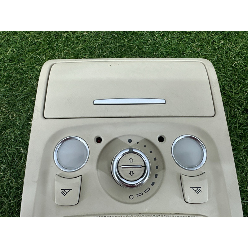 Плафон салона (салон) AUDI Q5 8R 2012 2.0 CAEB 8T0947140U57