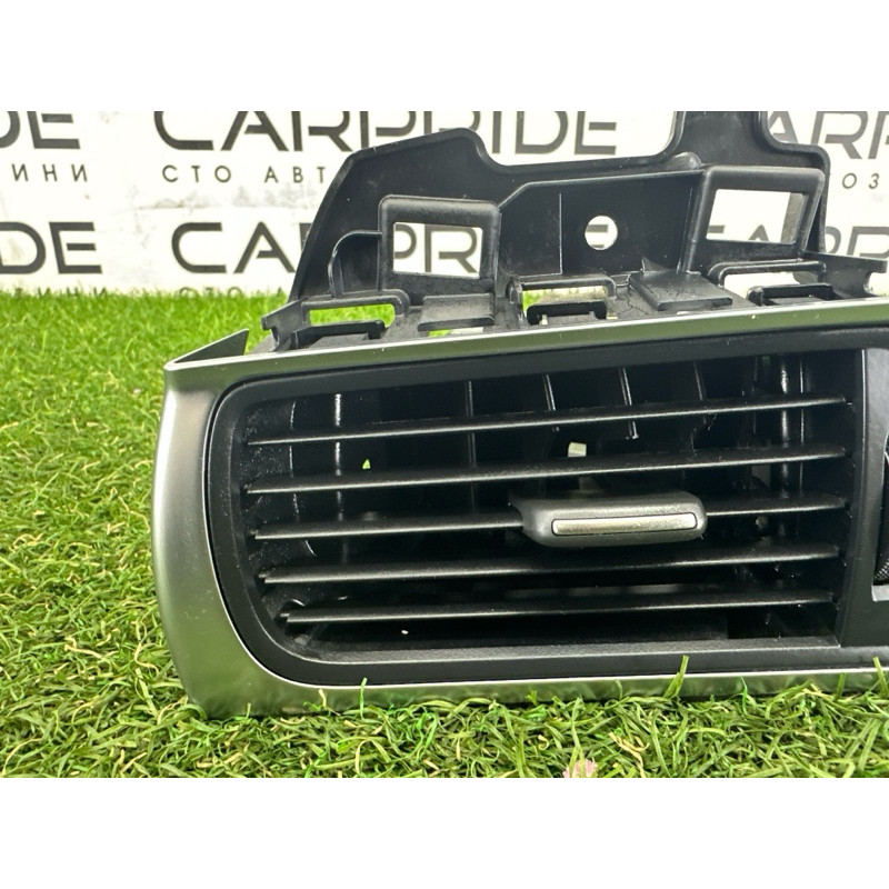 Дефлектор воздуховода (салон) AUDI A7 4G 2012 3.0 CGXB 4G1820901C6PS