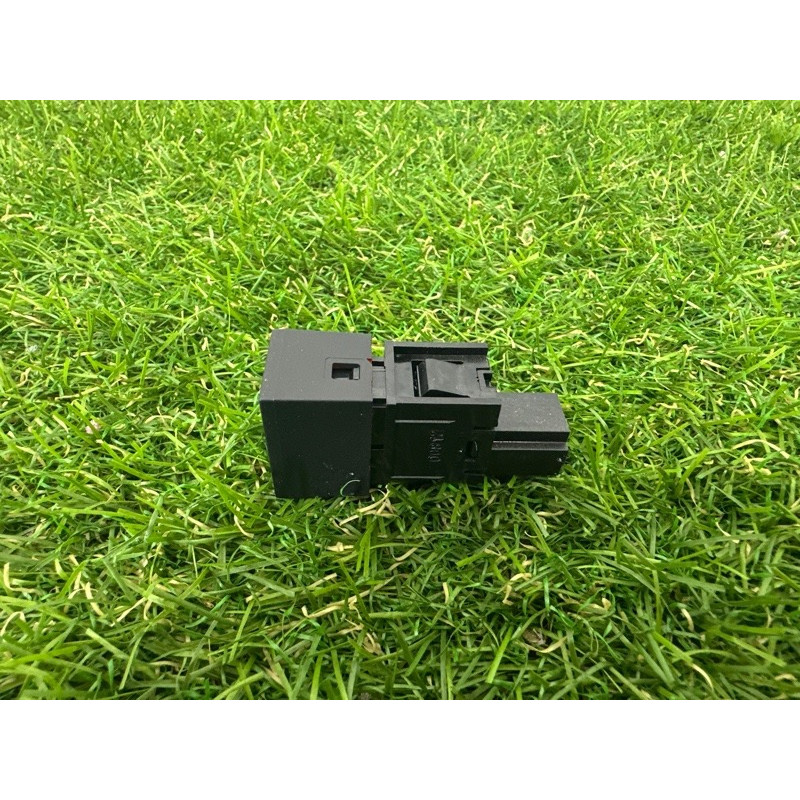 Кнопка аварийной сигнализации (электрика / кнопки) Nissan Rogue T33 2021 2.5 PR25DD 252906RA0A