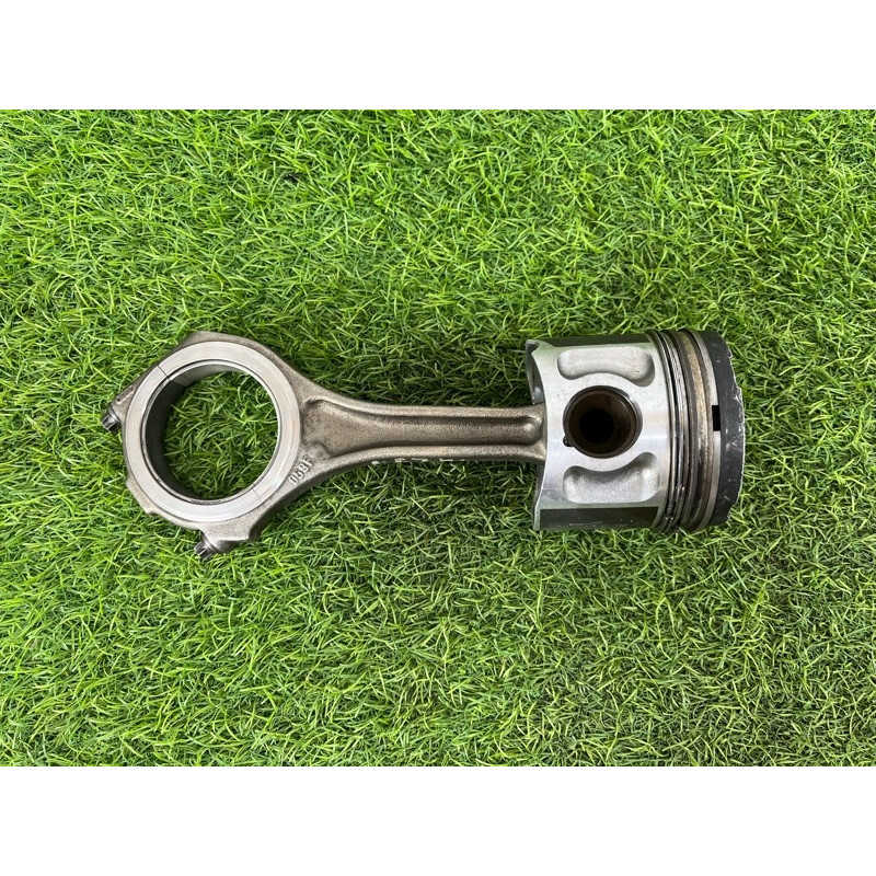 Поршень (двигатель и элементы) AUDI A6 C5 2001 2.5 AKE