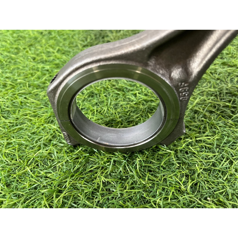 Поршень (двигатель и элементы) AUDI A6 C5 2001 2.5 AKE