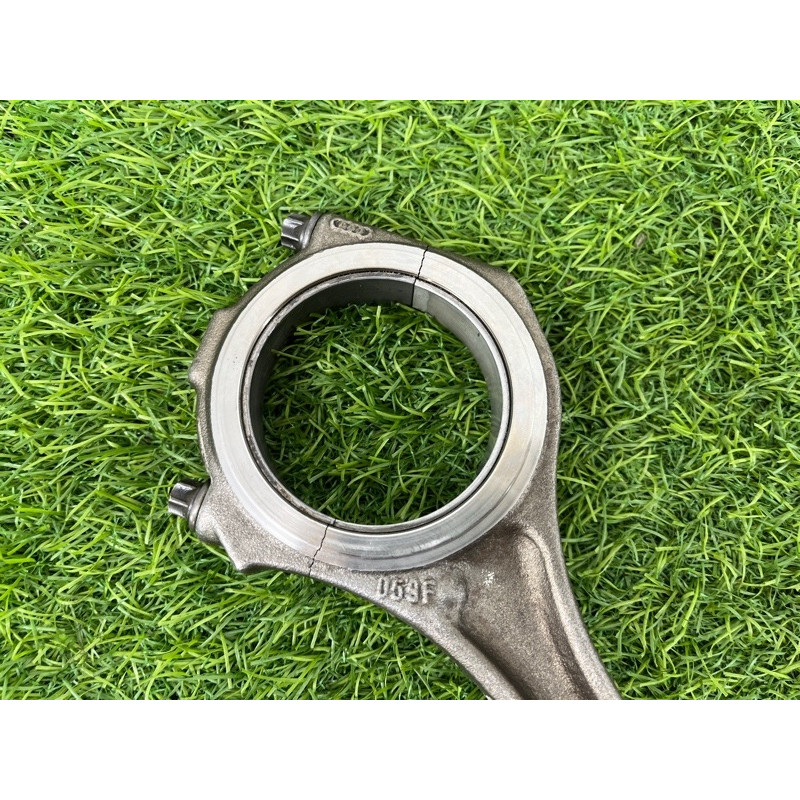 Поршень (двигатель и элементы) AUDI A6 C5 2001 2.5 AKE