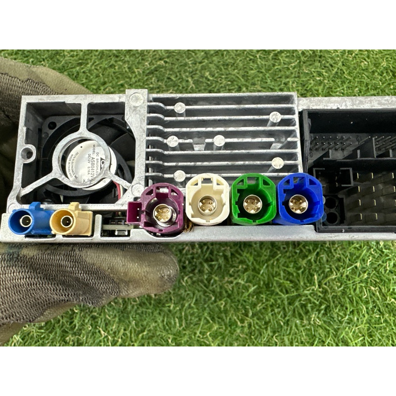 Блок управления мультимедиа (электрика / блок управления) BMW X1 F48 2016 2.0 B46B20 65128798192