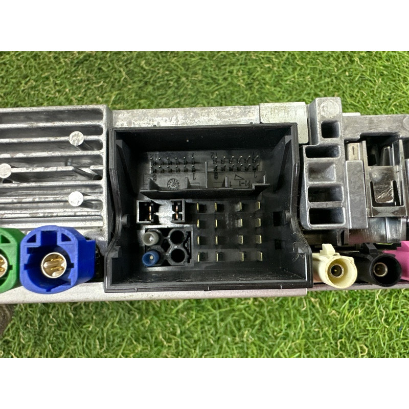 Блок управления мультимедиа (электрика / блок управления) BMW X1 F48 2016 2.0 B46B20 65128798192