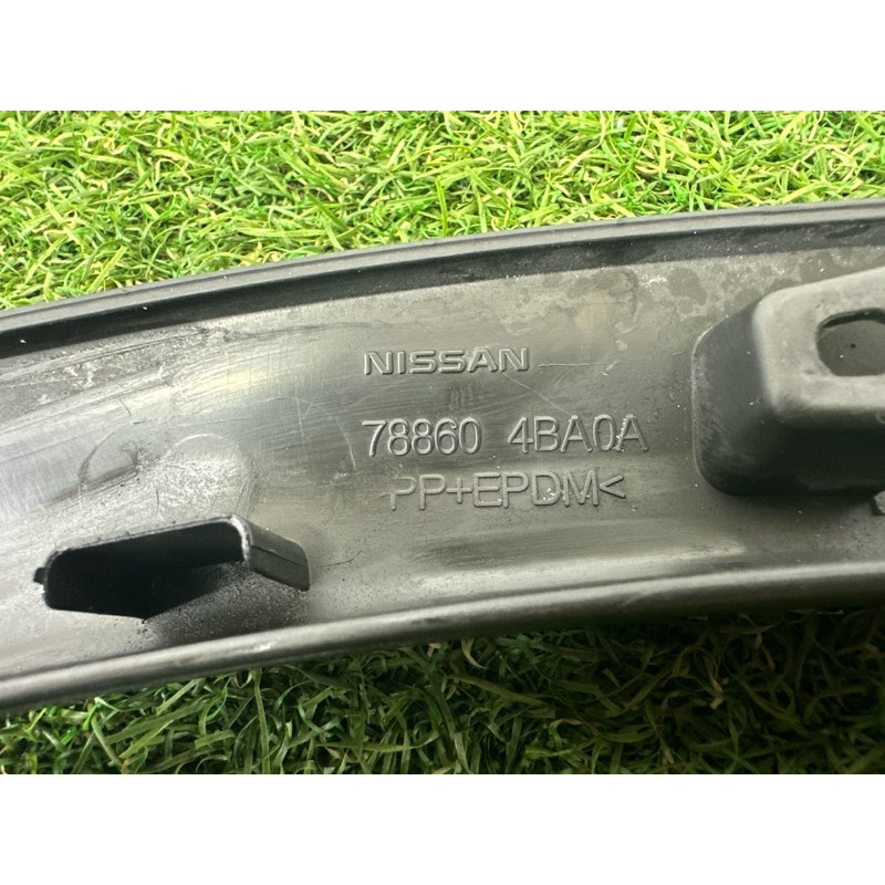 Накладка на крыло (кузов и элементы) Nissan Rogue T32 2016 2.5 QR25DE 788604BA0A