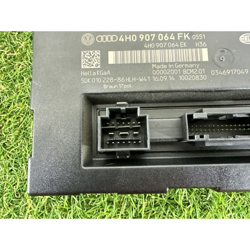 Модуль BCM (электрика / блок управления) Volkswagen Touareg NF 2015 3.6 CGRA 4H0907064FK