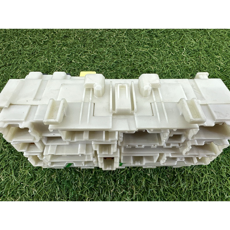 Блок предохранителей (электрика) Nissan Rogue T33 2021 2.5 PR25DD 243506RA0C