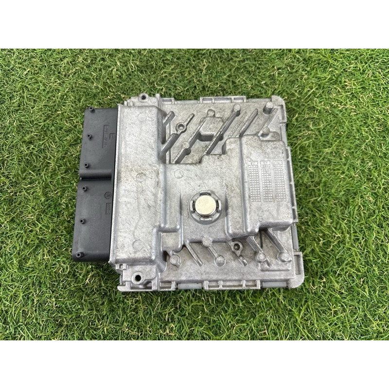 Блок управления двигателем (электрика / блок управления) AUDI A3 8V 2015 1.8 CNSB 8V0906264D