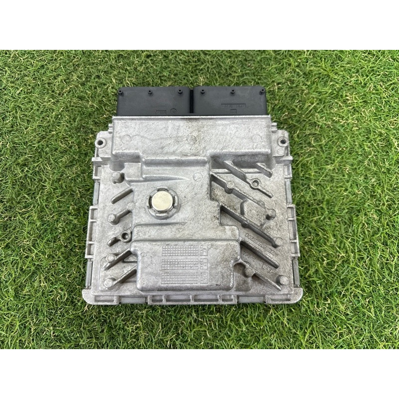 Блок управления двигателем (электрика / блок управления) AUDI A3 8V 2015 1.8 CNSB 8V0906264D