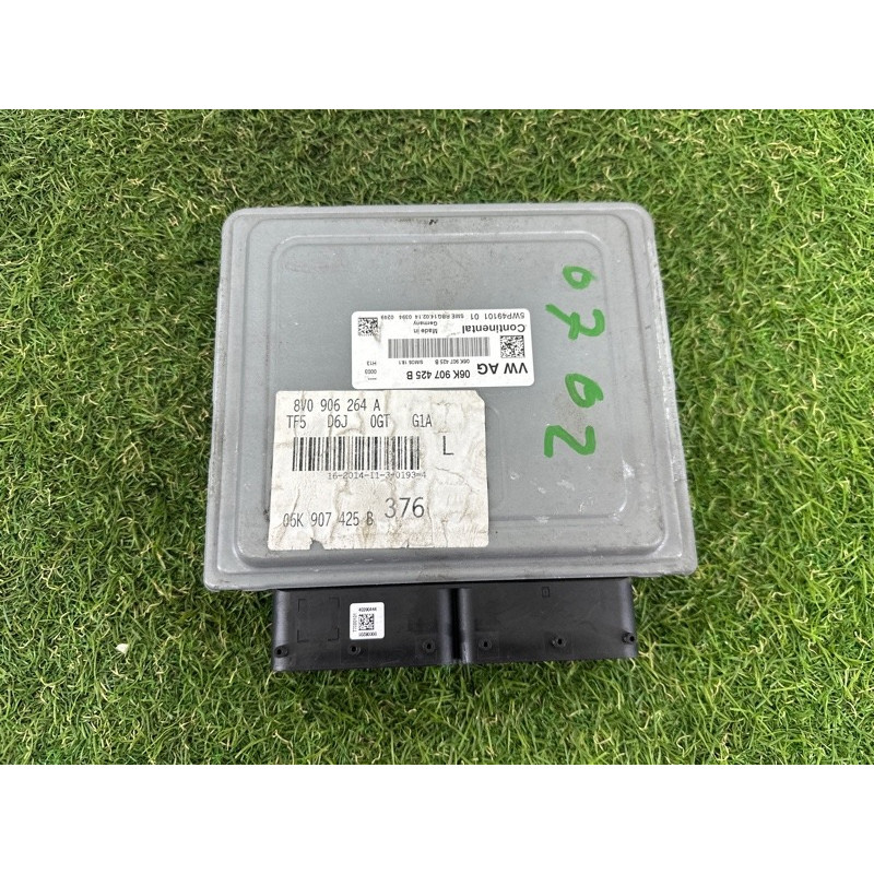 Блок управления двигателем (электрика / блок управления) AUDI A3 8V 2015 1.8 CNSB 8V0906264D