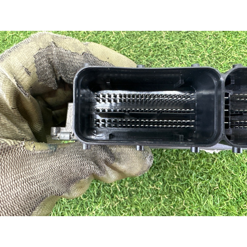 Блок управления двигателем (электрика / блок управления) AUDI A3 8V 2015 1.8 CNSB 8V0906264D