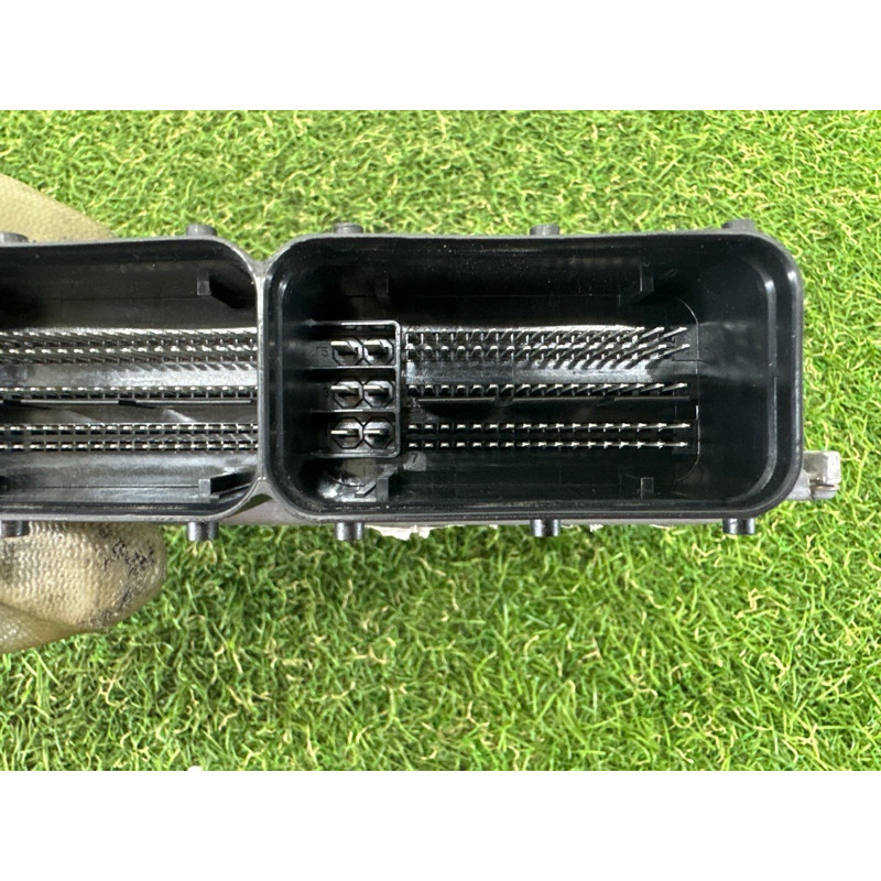 Блок управления двигателем (электрика / блок управления) AUDI A3 8V 2015 1.8 CNSB 8V0906264D