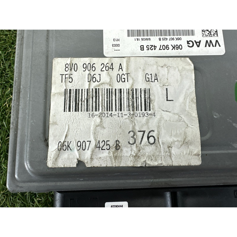 Блок управления двигателем (электрика / блок управления) AUDI A3 8V 2015 1.8 CNSB 8V0906264D