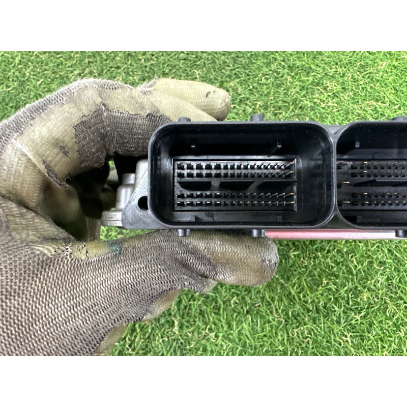 Блок управления двигателем (электрика / блок управления) AUDI A4 B8 2012 2.0 CAEB 8K2907115AG